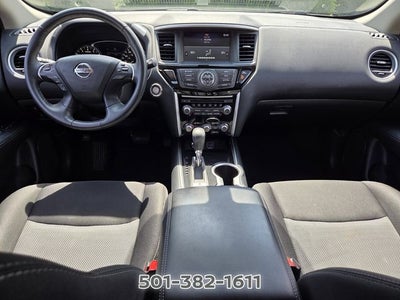 2020 Nissan Pathfinder SV
