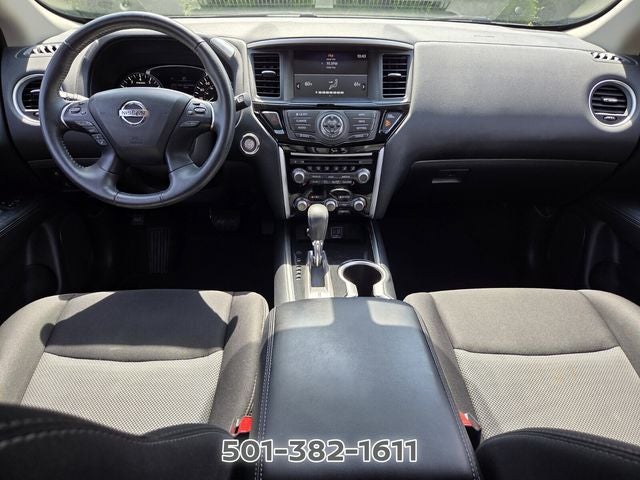2020 Nissan Pathfinder SV