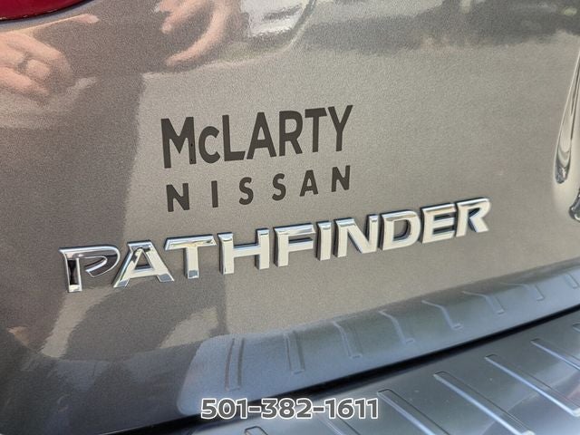 2020 Nissan Pathfinder SV