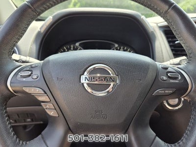 2020 Nissan Pathfinder SV