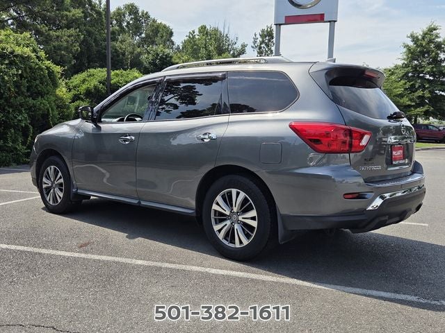 2020 Nissan Pathfinder SV