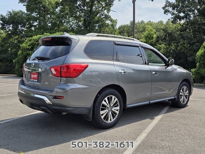 2020 Nissan Pathfinder SV