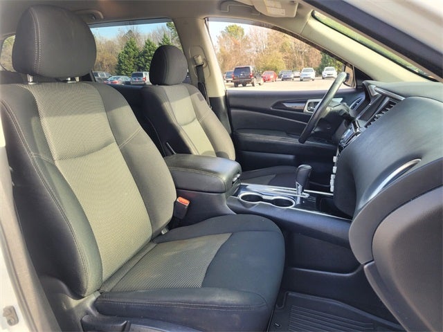 2019 Nissan Pathfinder SV