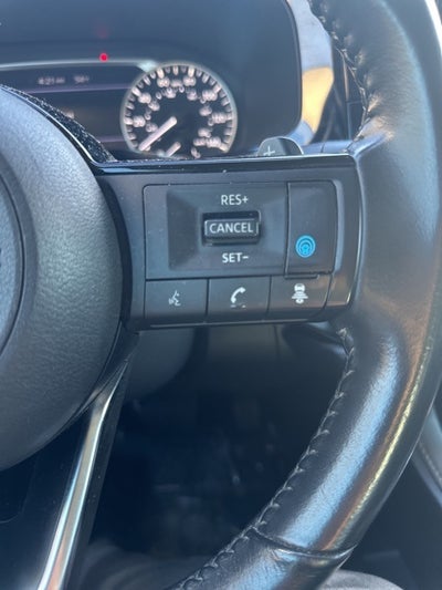 2023 Nissan Pathfinder SV