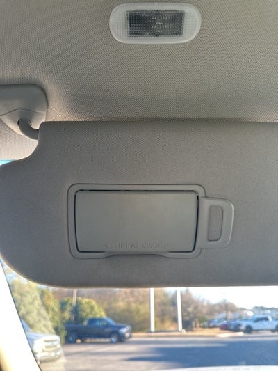 2023 Nissan Pathfinder SV