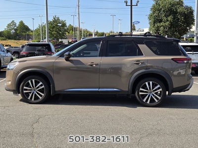 2023 Nissan Pathfinder Platinum