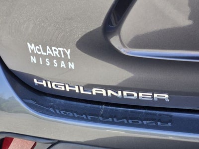 2021 Toyota Highlander LE