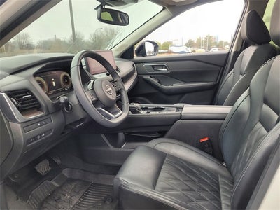 2024 Nissan Rogue Platinum