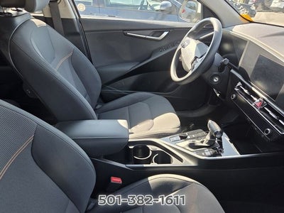 2025 Kia Niro LX
