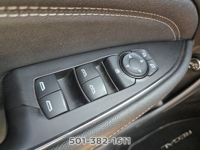 2019 Buick Regal TourX Essence