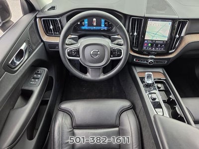 2023 Volvo XC60 B5 Ultimate Bright Theme