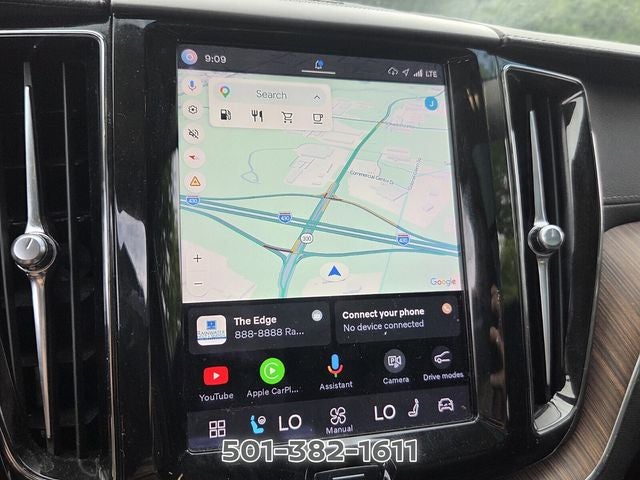 2023 Volvo XC60 B5 Ultimate Bright Theme