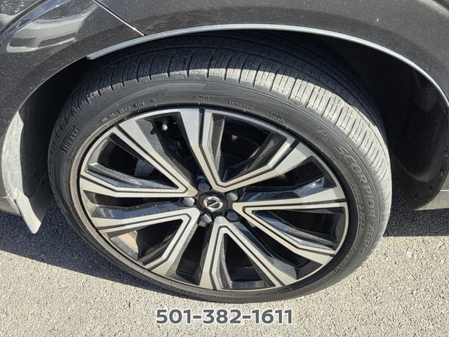 2023 Volvo XC60 B5 Ultimate Bright Theme