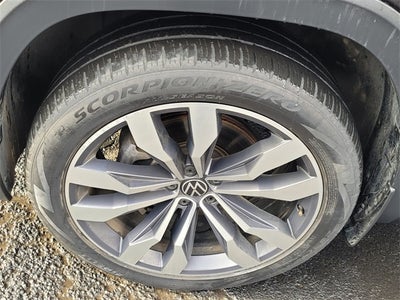 2021 Volkswagen Atlas Cross Sport 3.6L V6 SEL Premium R-Line