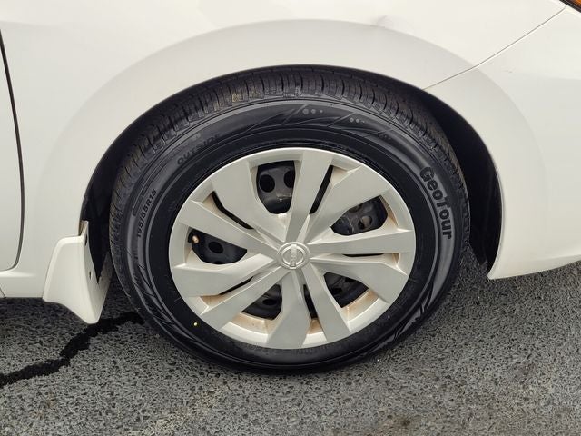 2024 Nissan Versa 1.6 S