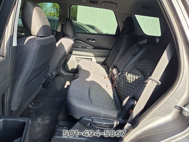 2022 Nissan Pathfinder S