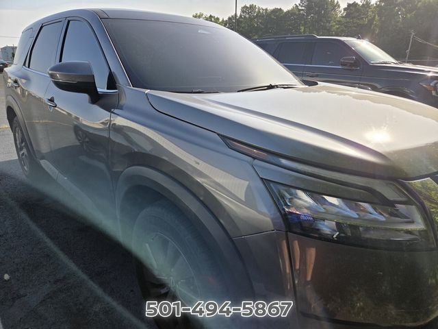 2022 Nissan Pathfinder S