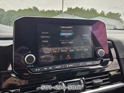 2022 Nissan Pathfinder SV