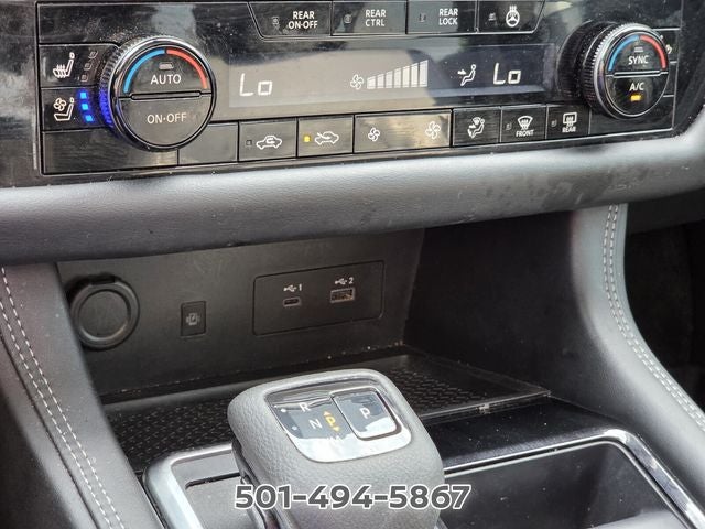 2024 Nissan Pathfinder Platinum