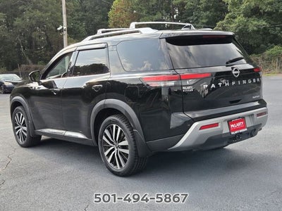 2024 Nissan Pathfinder Platinum