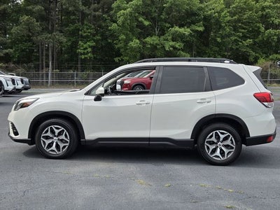2022 Subaru Forester Premium