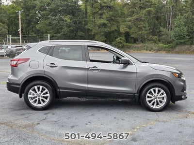 2022 Nissan Rogue Sport SV