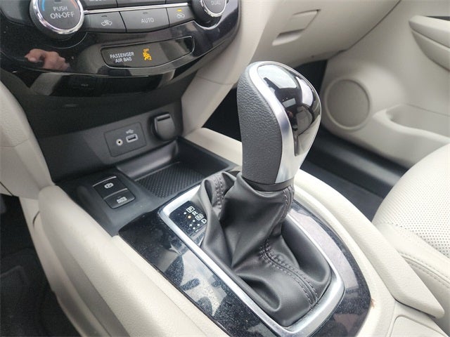 2022 Nissan Rogue Sport SL