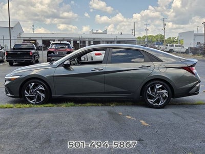 2025 Hyundai Elantra SEL Sport