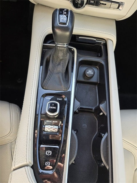 2017 Volvo V90 Cross Country T6 AWD