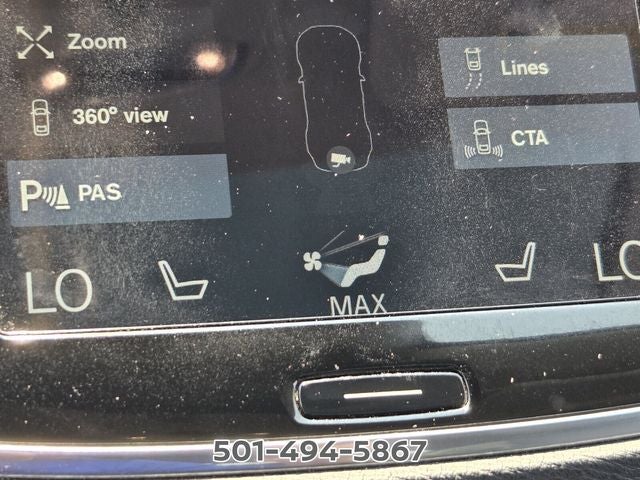 2017 Volvo XC90 T6 Momentum