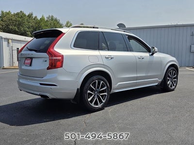 2017 Volvo XC90 T6 Momentum