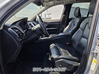 2017 Volvo XC90 T6 Momentum
